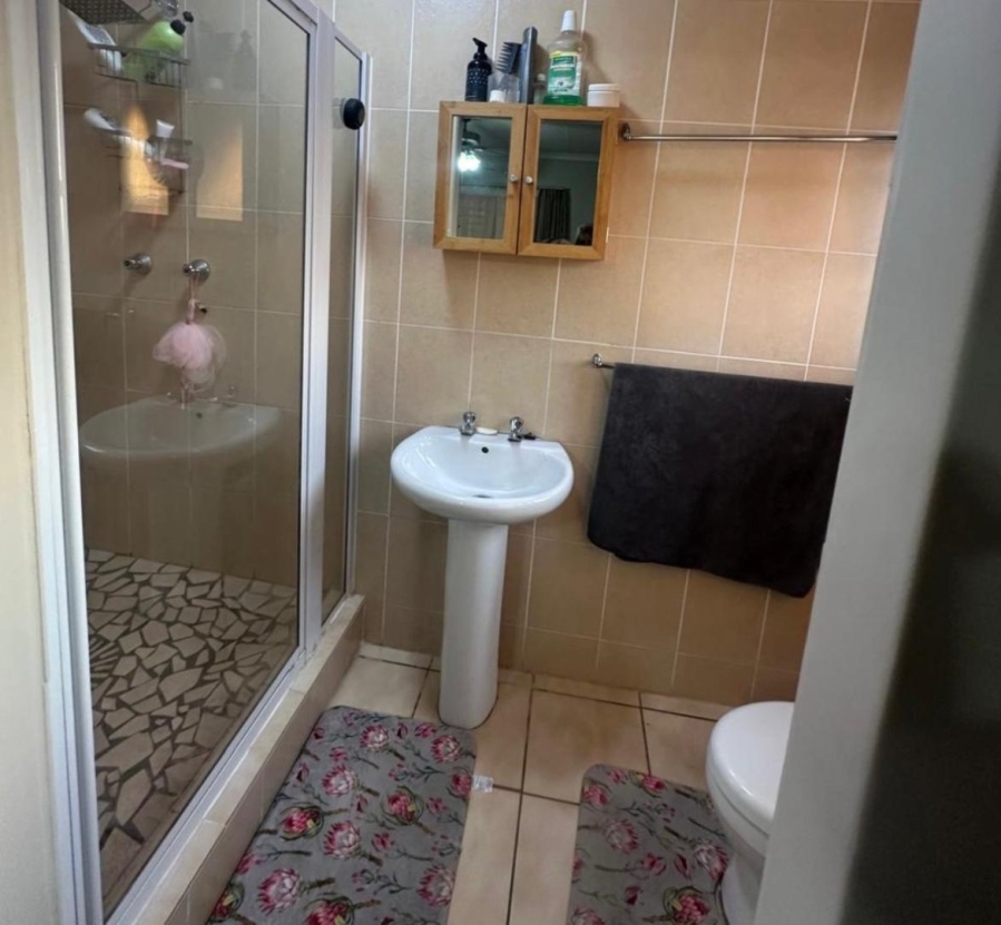 2 Bedroom Property for Sale in Campher Park Eastern Cape